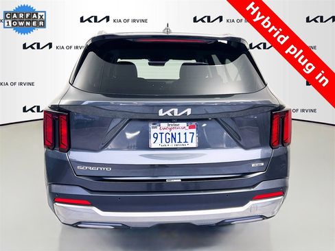 Certified 2025 Kia Sorento EX image 7