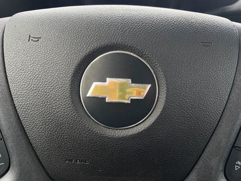 Used 2020 Chevrolet Express 3500 w/ Driver Convenience Package RWD image 13