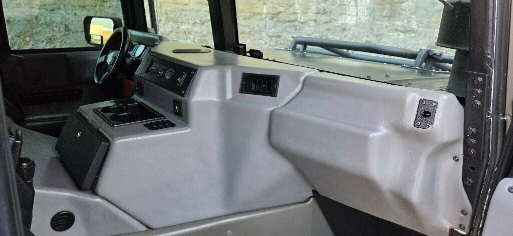 Used 1998 HUMMER H1 4-Door Open Top AWD/4WD image 25