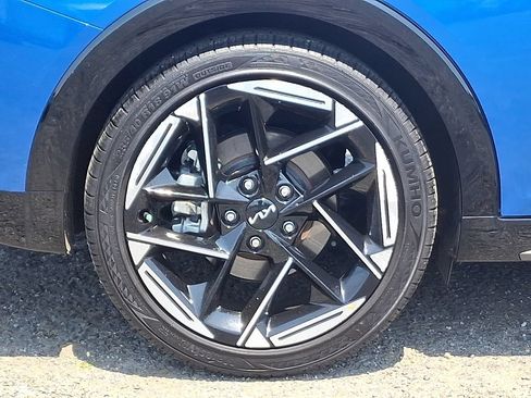 Certified 2025 Kia K4 EX w/ GT-Line Premium Package FWD image 8