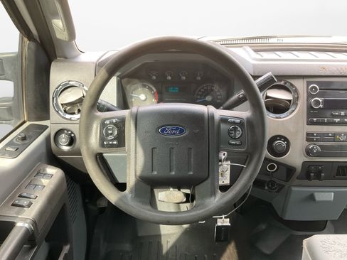 Used 2014 Ford F250 XLT image 12