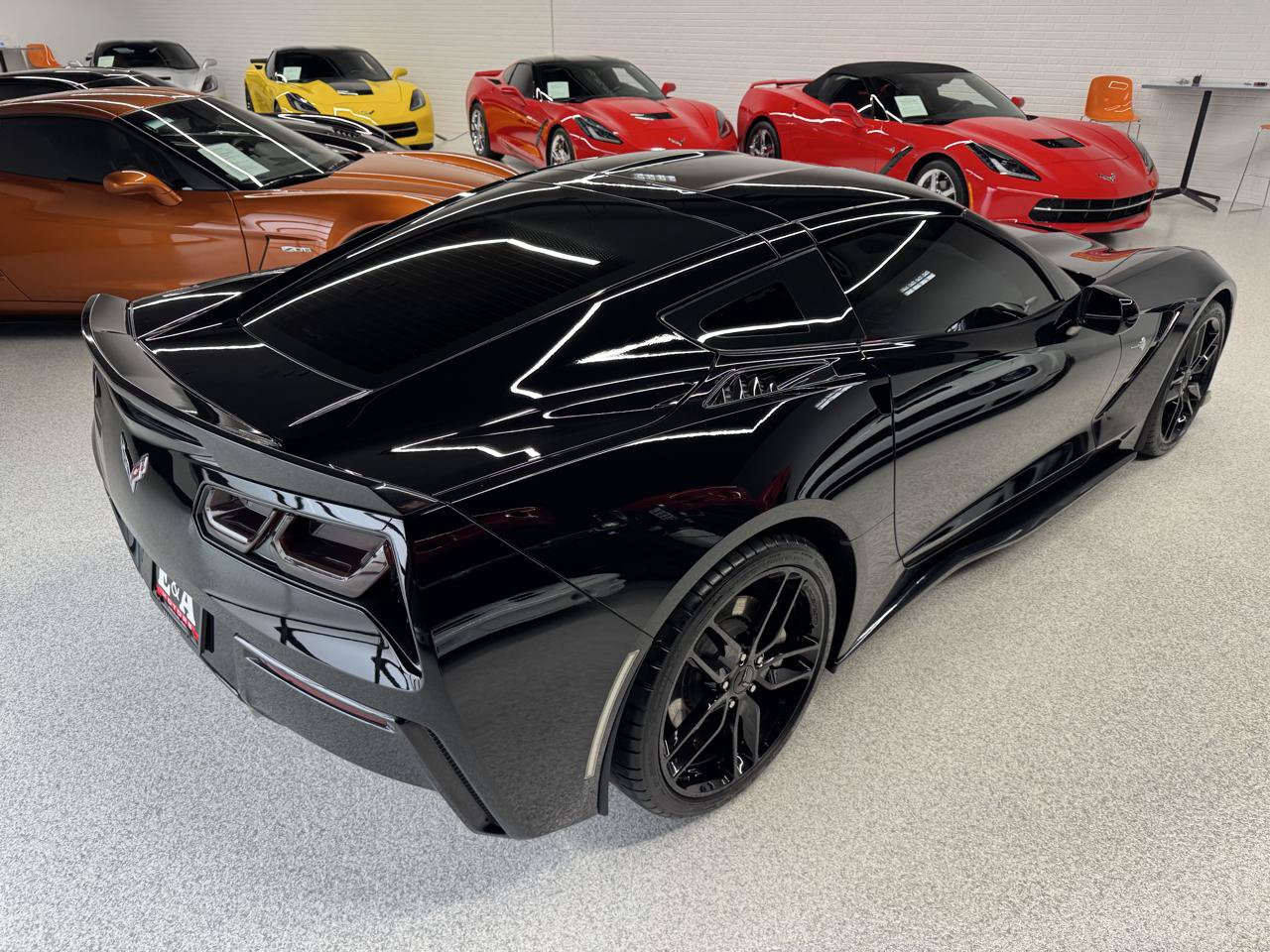 Used 2019 Chevrolet Corvette Stingray Coupe w/ 1LT RWD image 13