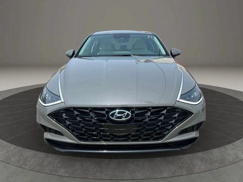Used 2022 Hyundai Sonata SEL w/ Cargo Package FWD image 2