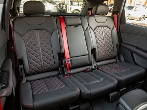 New 2026 Audi Q7 3.0T Prestige AWD/4WD image 32