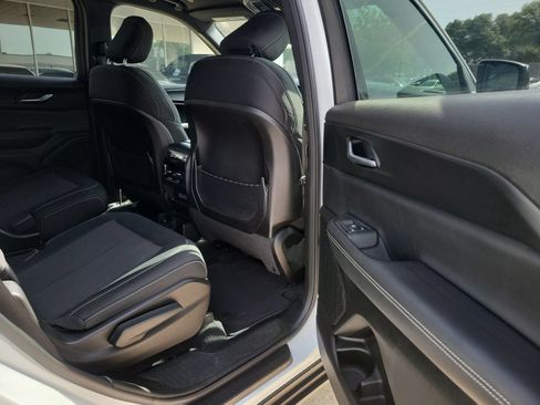 Used 2025 Jeep Grand Cherokee L Laredo RWD image 25