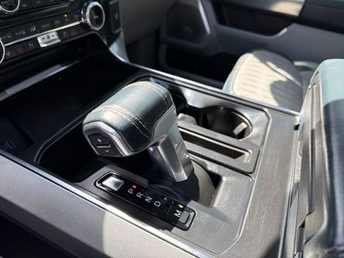 Used 2022 Ford F150 Limited image 27