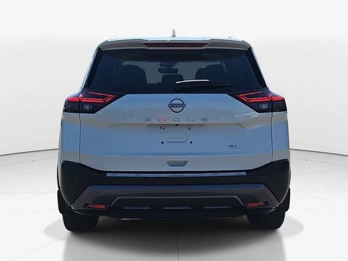 Used 2023 Nissan Rogue SL FWD image 7
