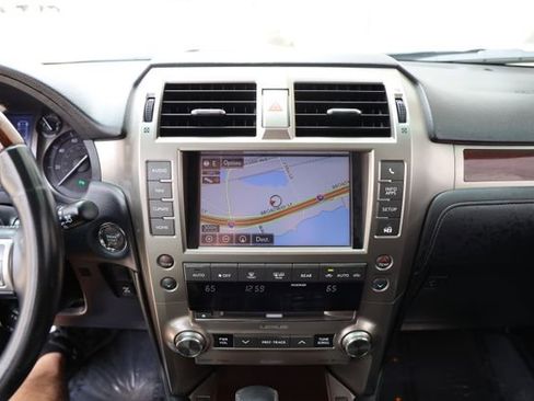 Used 2015 Lexus GX 460 w/ Premium Package AWD/4WD image 19