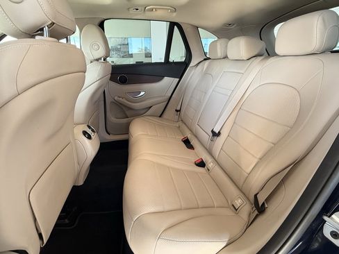 Used 2022 Mercedes-Benz GLC 300 4MATIC w/ Premium Package Lite image 22