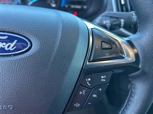 Used 2024 Ford Edge SEL image 17