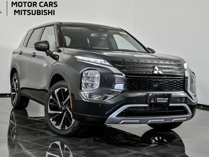 New 2025 Mitsubishi Outlander SE
