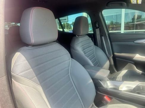 Used 2024 Dodge Hornet GT w/ GT Blacktop Package AWD/4WD image 4