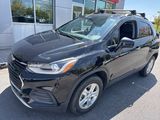 Used 2019 Chevrolet Trax LT w/ LT Convenience Package image 3