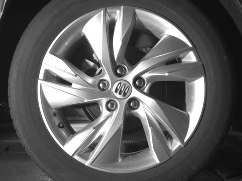 Used 2025 Buick Encore GX Preferred AWD/4WD image 15