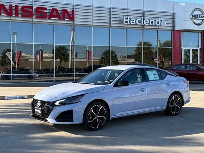 New 2025 Nissan Altima 2.5 SR