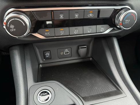 New 2025 Nissan Sentra S image 24