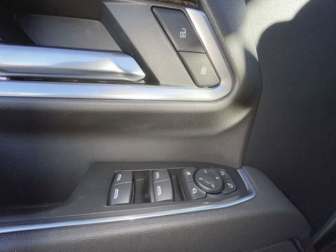 New 2026 GMC Sierra 2500 SLE w/ SLE Value Package; image 28