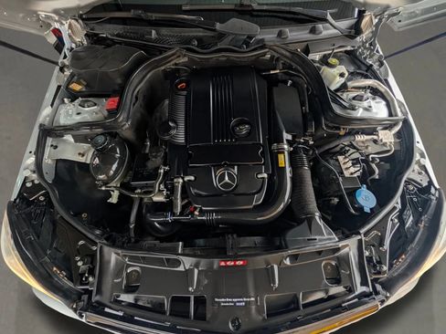 Used 2014 Mercedes-Benz C 250 Sedan image 13