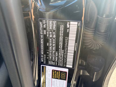 Used 2022 Mercedes-Benz GLC 300 4MATIC image 25