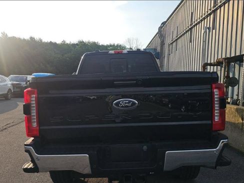 Used 2024 Ford F350 Lariat w/ Chrome Package AWD/4WD image 5