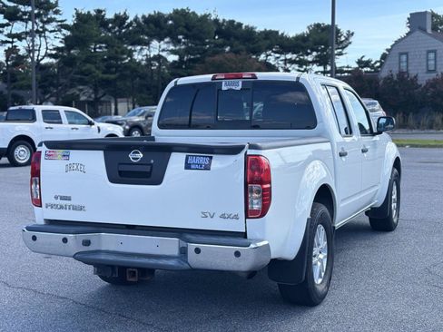 Used 2019 Nissan Frontier SV w/ Value Truck Package AWD/4WD image 9