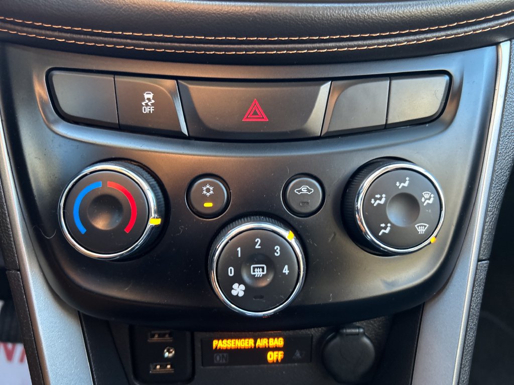 Used 2020 Chevrolet Trax LS w/ Tint and Cruise Package FWD image 25