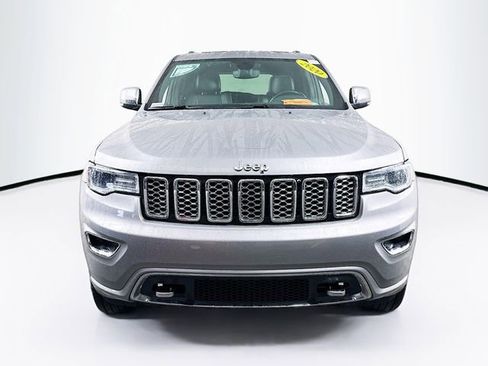 Used 2020 Jeep Grand Cherokee Overland image 2