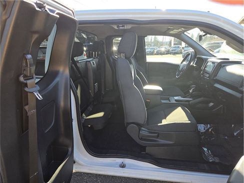 Used 2024 Nissan Frontier S w/ S Utility Package image 19