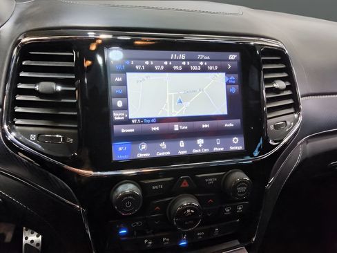 Used 2021 Jeep Grand Cherokee SRT AWD/4WD image 17