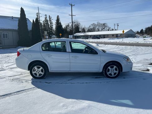 Used 2007 Chevrolet Cobalt LS w/ Enhanced Safety Package image 8