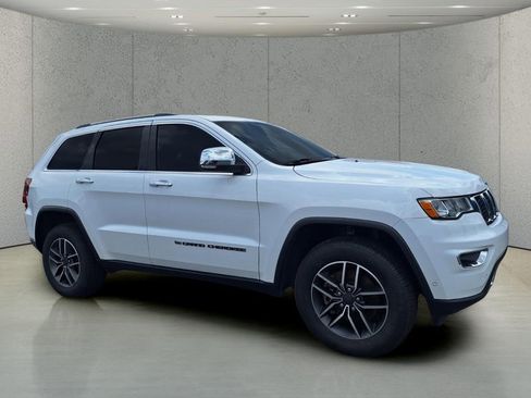 Used 2022 Jeep Grand Cherokee Limited AWD/4WD image 3