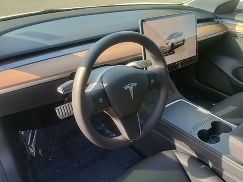 Used 2023 Tesla Model 3 Performance image 12