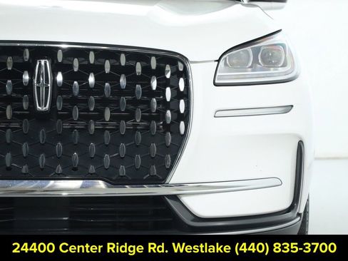 Certified 2023 Lincoln Corsair Reserve image 8