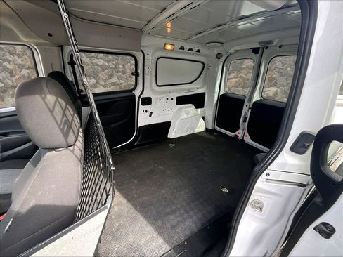 Used 2017 RAM ProMaster City Tradesman SLT w/ Rear Back-up Camera Group image 24