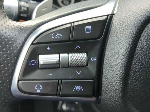 Used 2024 Genesis G70 2.5T image 24