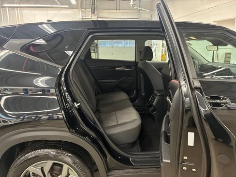 Used 2024 Kia Seltos LX AWD/4WD image 17