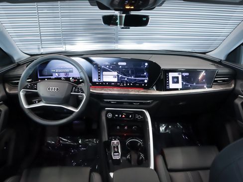 New 2026 Audi Q5 Premium Plus AWD/4WD image 10