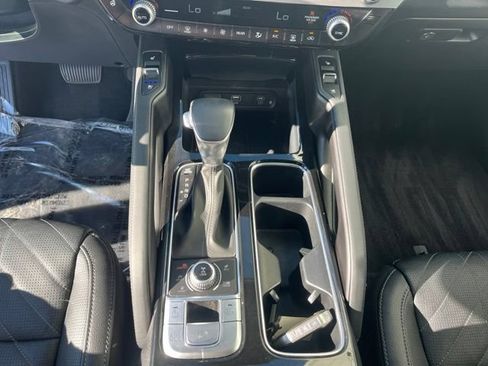 Certified 2025 Kia Telluride EX X-Line AWD/4WD image 13
