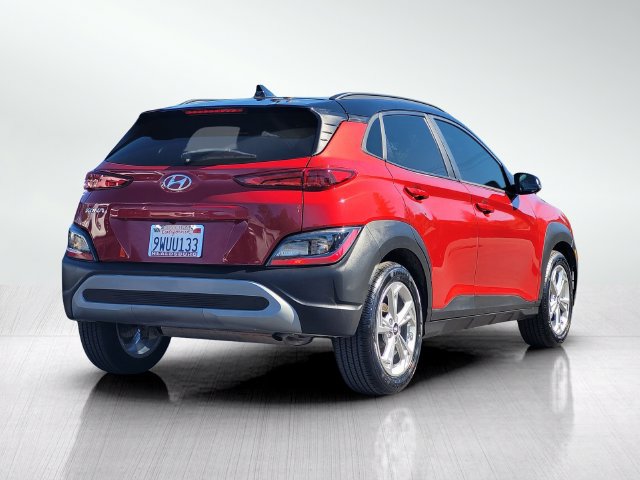 Used 2023 Hyundai Kona SEL FWD image 4