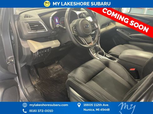 Used 2020 Subaru Ascent Premium w/ Convenience Package AWD/4WD image 3