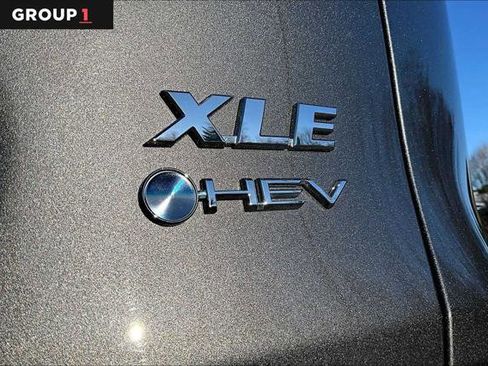 Certified 2025 Toyota RAV4 XLE w/ Convenience Package AWD/4WD image 10