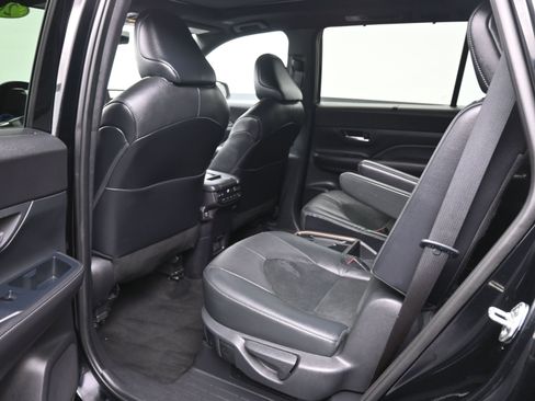 Used 2024 Toyota Grand Highlander MAX Platinum image 20