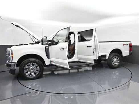 Certified 2024 Ford F250 King Ranch w/ Chrome Package AWD/4WD image 56