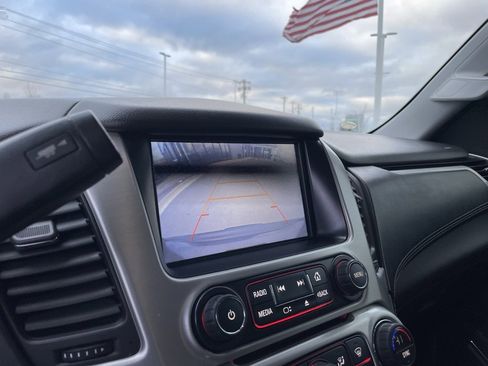 Used 2016 GMC Yukon SLE w/ Convenience Package image 16