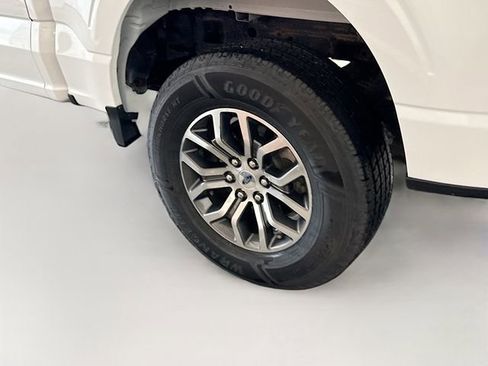 Used 2021 Ford F150 Lariat w/ Equipment Group 501A Mid AWD/4WD image 32