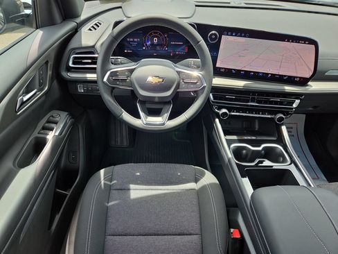 New 2026 Chevrolet Traverse LT w/ Driver Confidence Package FWD image 14