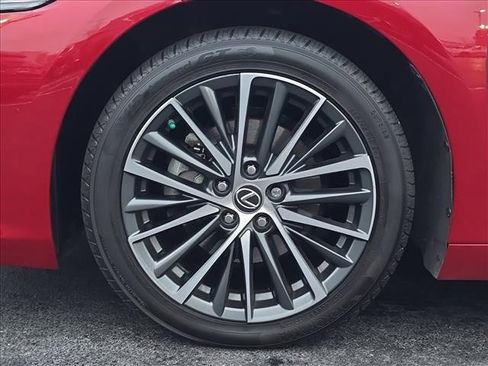 Used 2022 Lexus ES 250 w/ Premium Package image 9