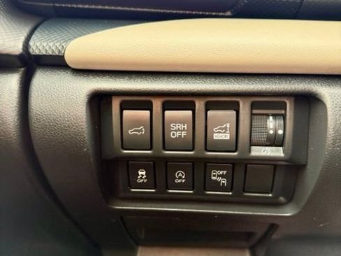 Used 2023 Subaru Forester Limited AWD/4WD image 21
