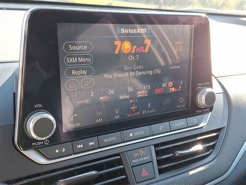 Used 2022 Nissan Altima 2.5 SR image 16