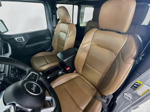 Used 2020 Jeep Wrangler Unlimited Sahara AWD/4WD image 21